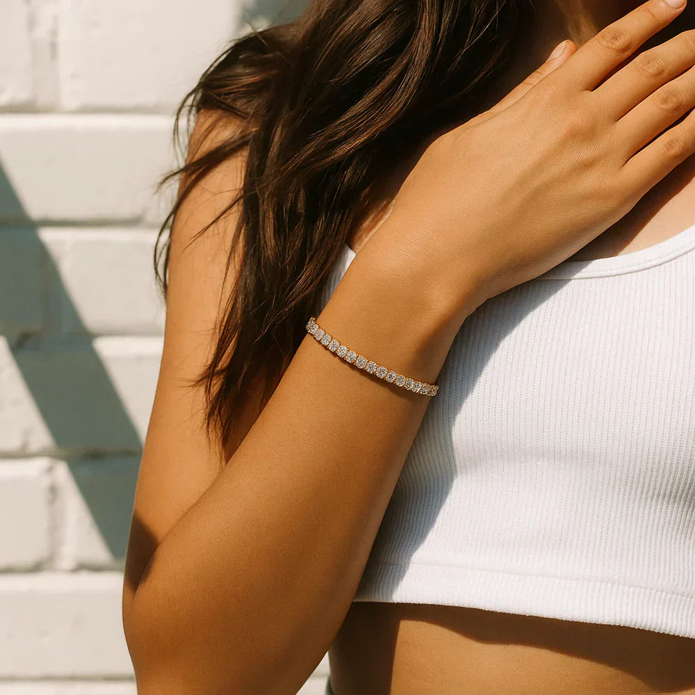 Bransoletka tenisowa pozłacana z moissanitem