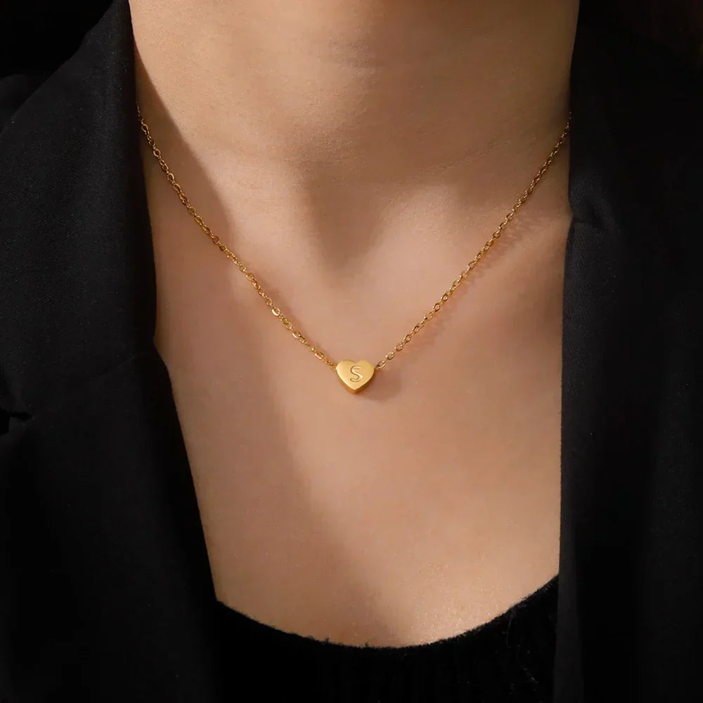 Choker Iniziale a Cuore Senza Tempo