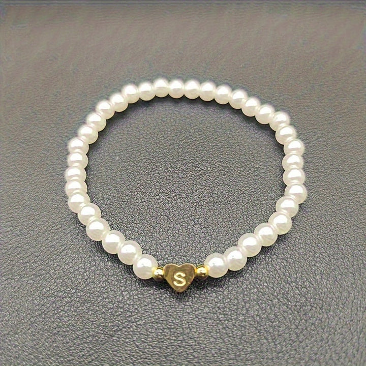 Elegancka Bransoletka z Inicjałem w Kształcie Serca (A–Z)